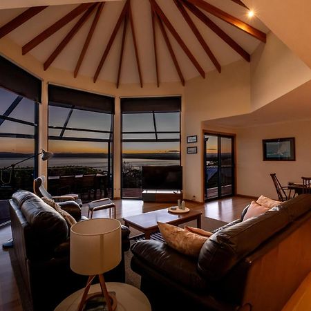 Waterline Holiday Home Coles Bay Extérieur photo