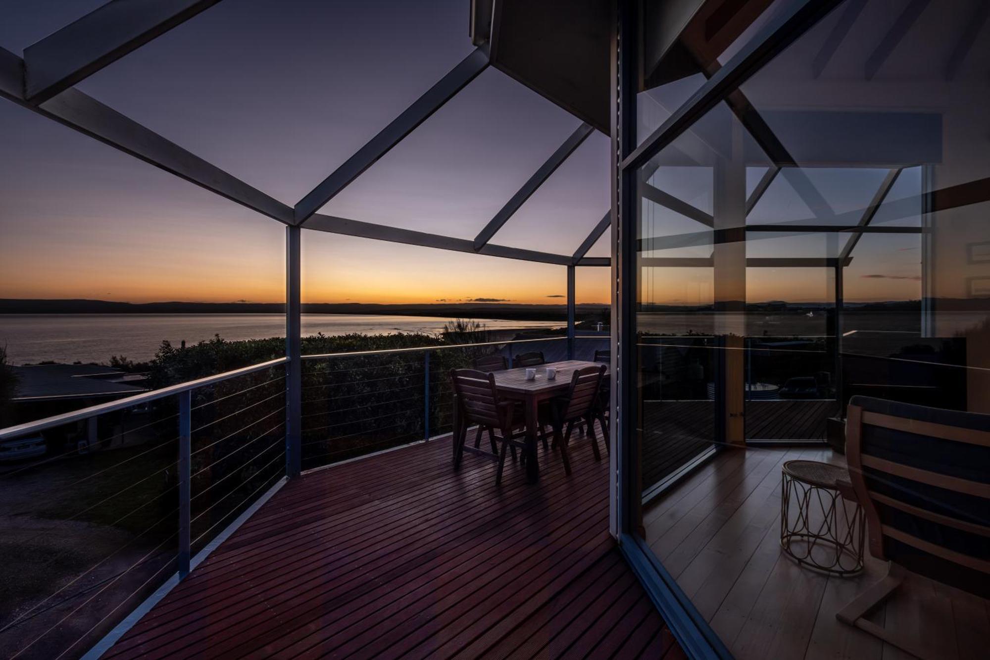 Waterline Holiday Home Coles Bay Extérieur photo